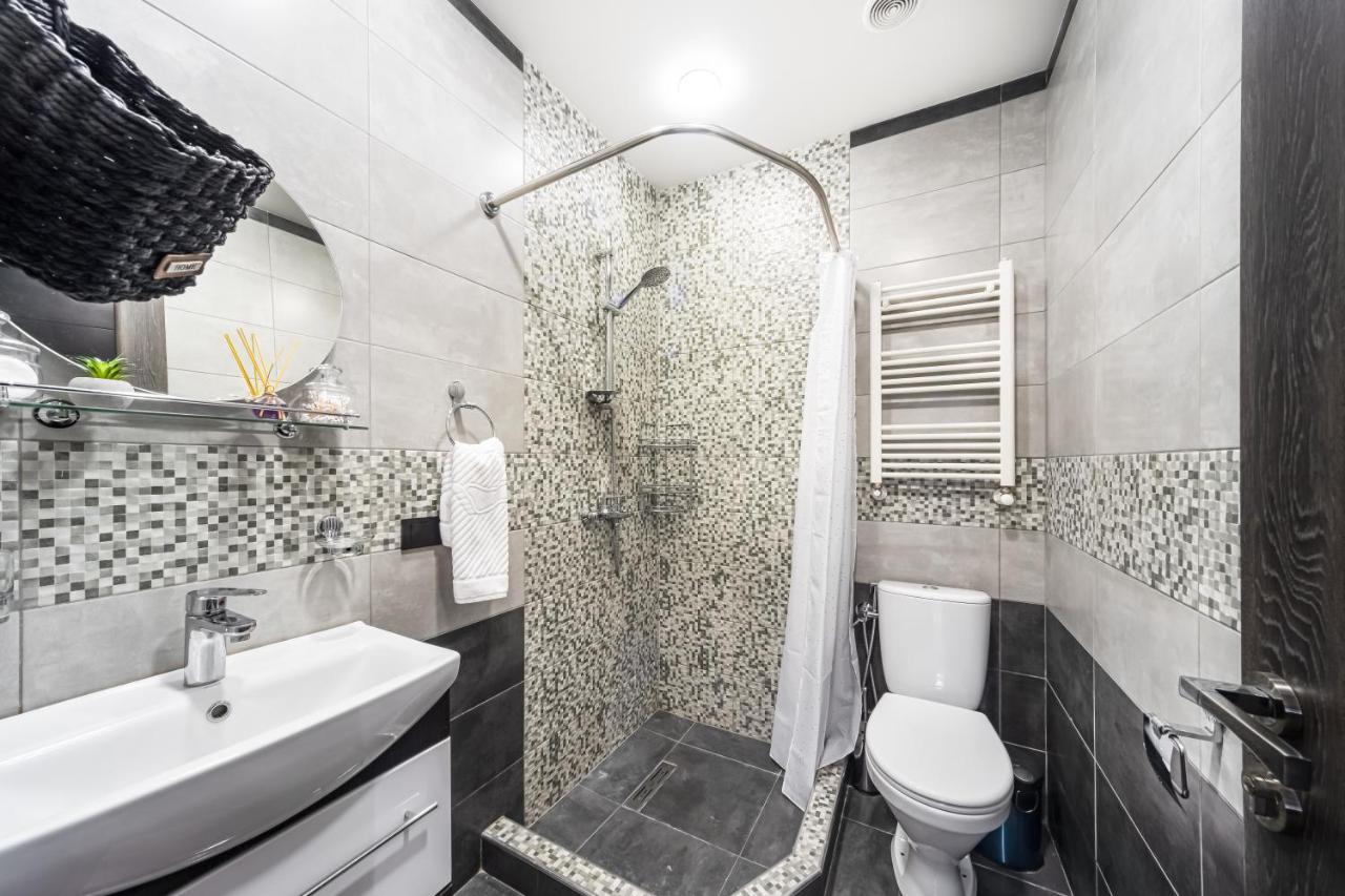 Hotelise I Gin Apartment Jerevan Exteriör bild