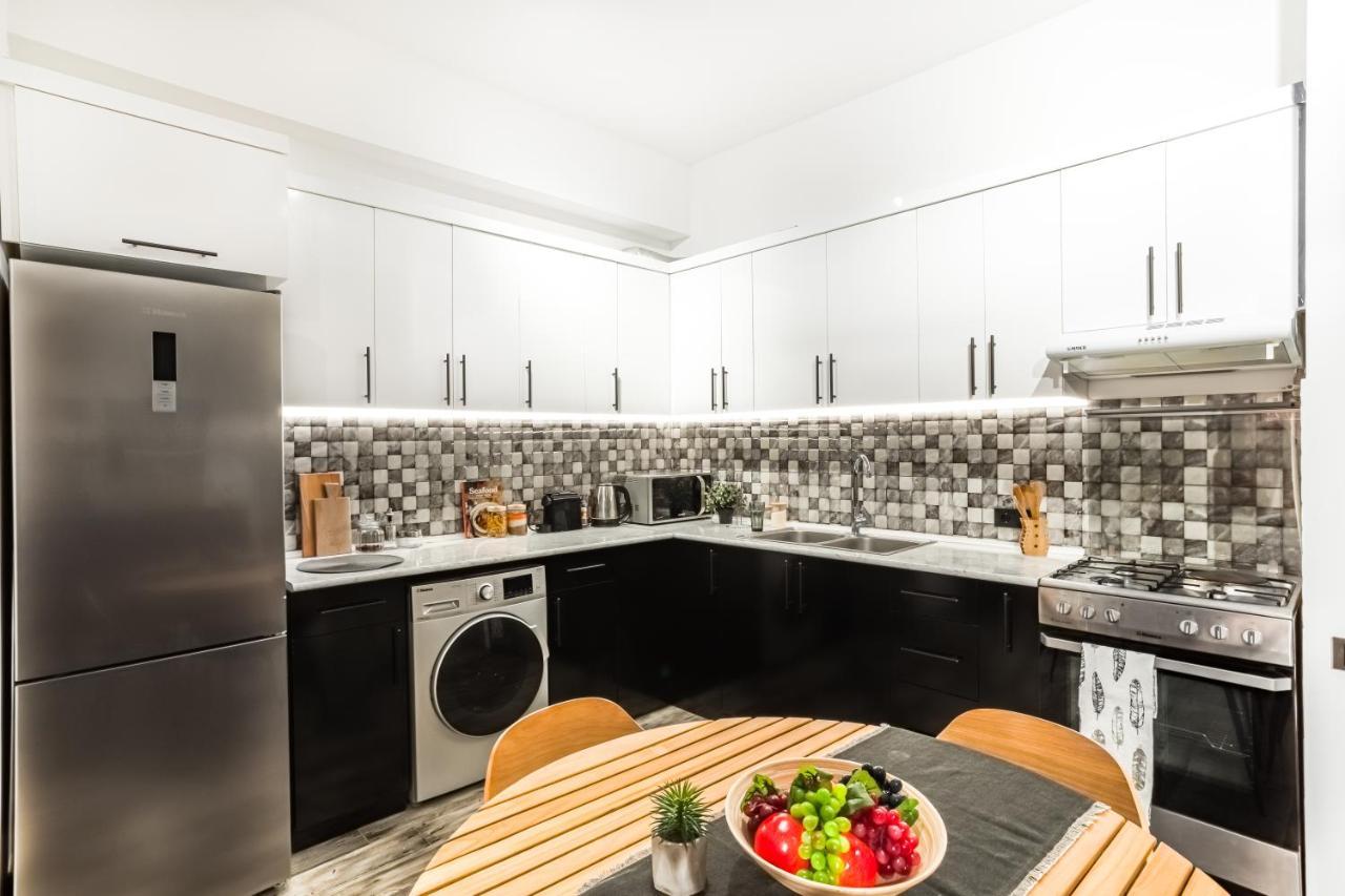 Hotelise I Gin Apartment Jerevan Exteriör bild